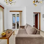 Apartment Panorama 2 *